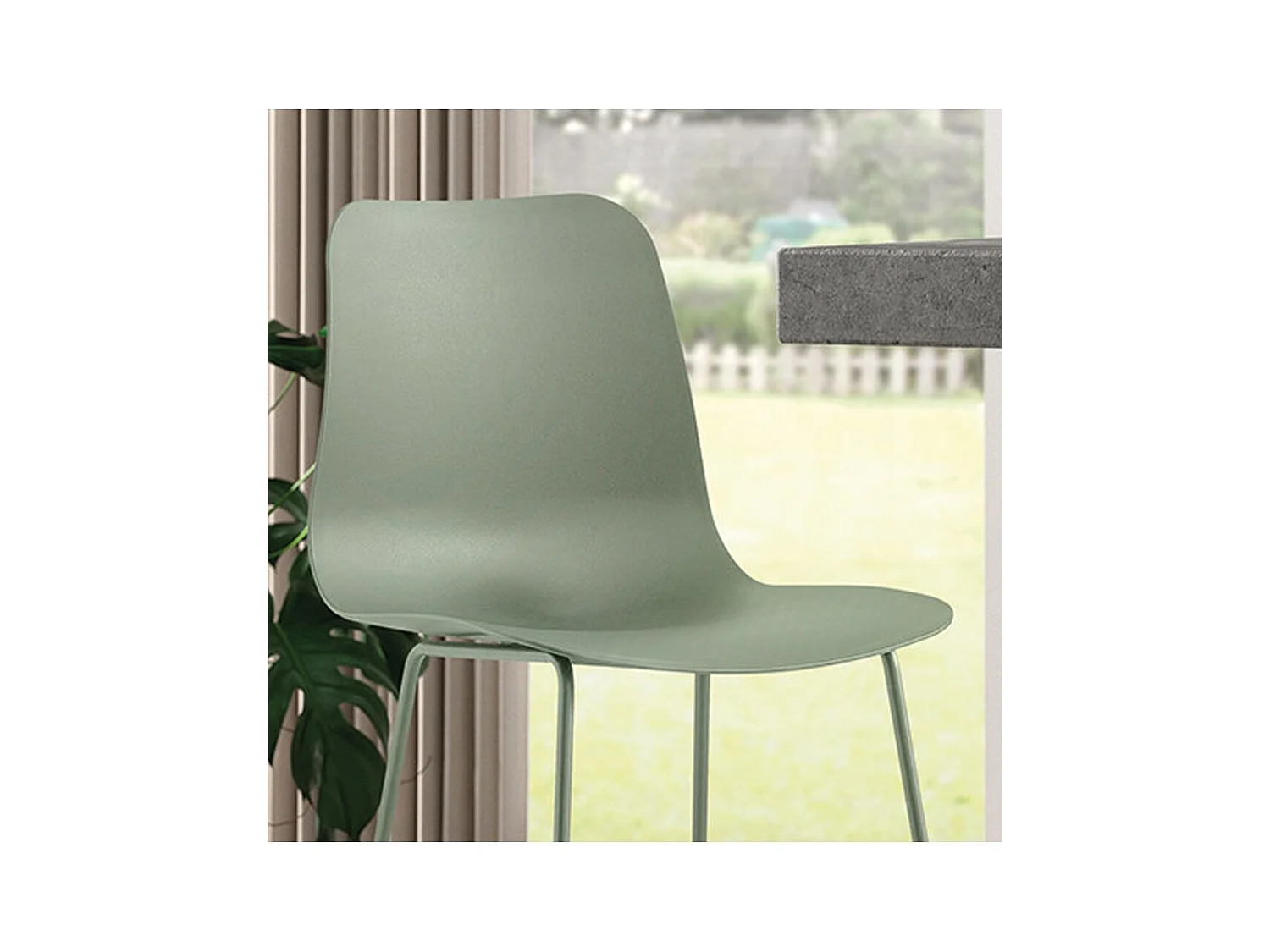 Silla de mostrador MARIO – PP verde grisáceo – Patas de metal – Altura 100,5 cm – Estilo moderno