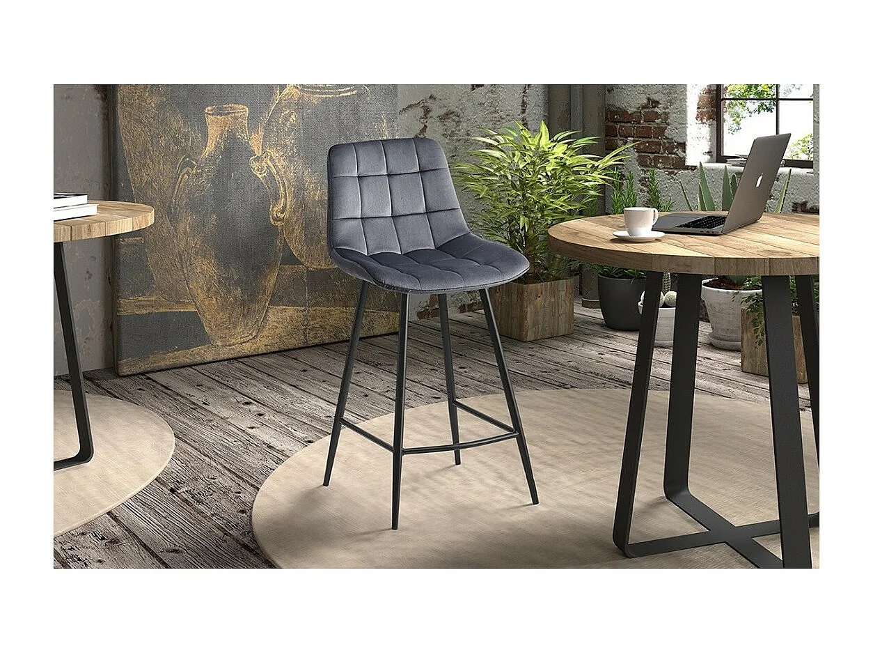 Cadeira de balcão 'Jute' Veludo Cinza Escuro, dimensões: A95 x L46 x P36 cm.