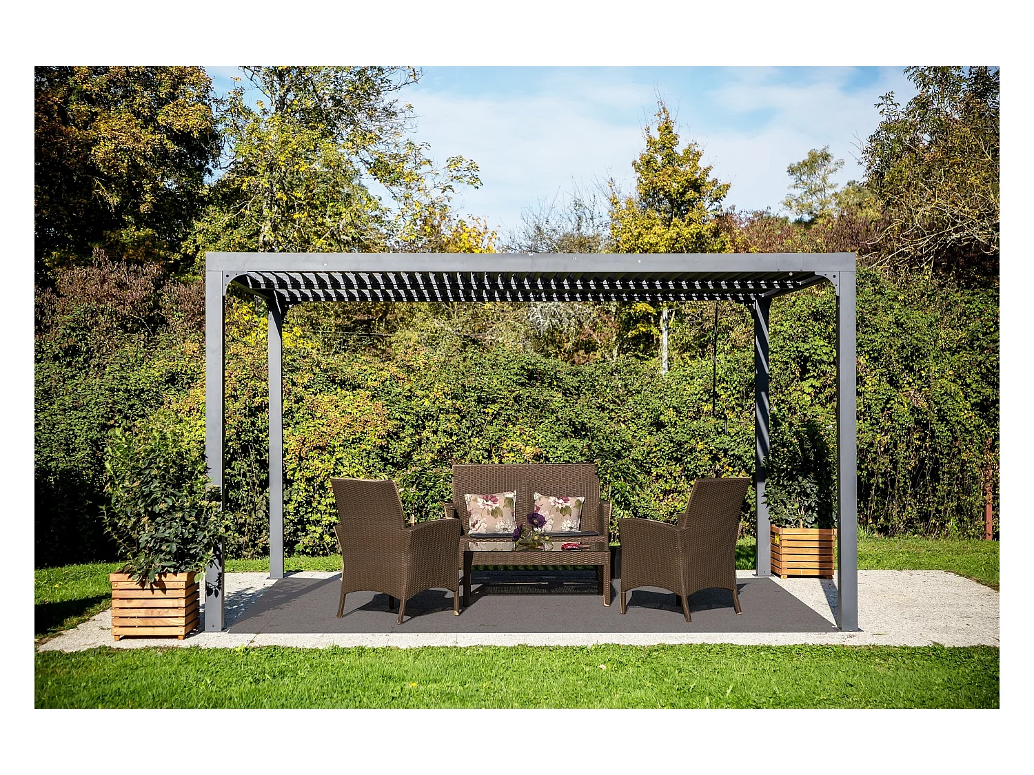 Pergola bioclimatique ALUMINIUM coloris gris anthracite