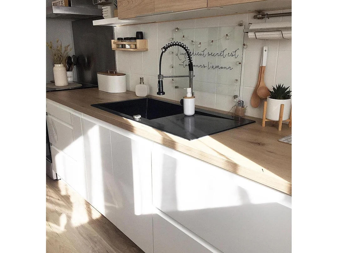 Lisse umkehrbare Spüle 1 großes Becken 1 Abtropfbecken aus schwarzes Harz Essebagno