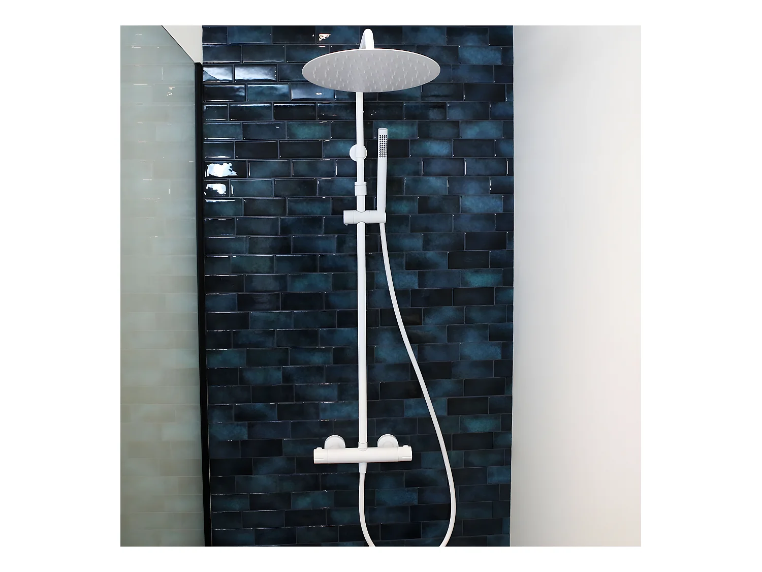 Luisa II Thermostat-Duschsäule weiß Essebagno