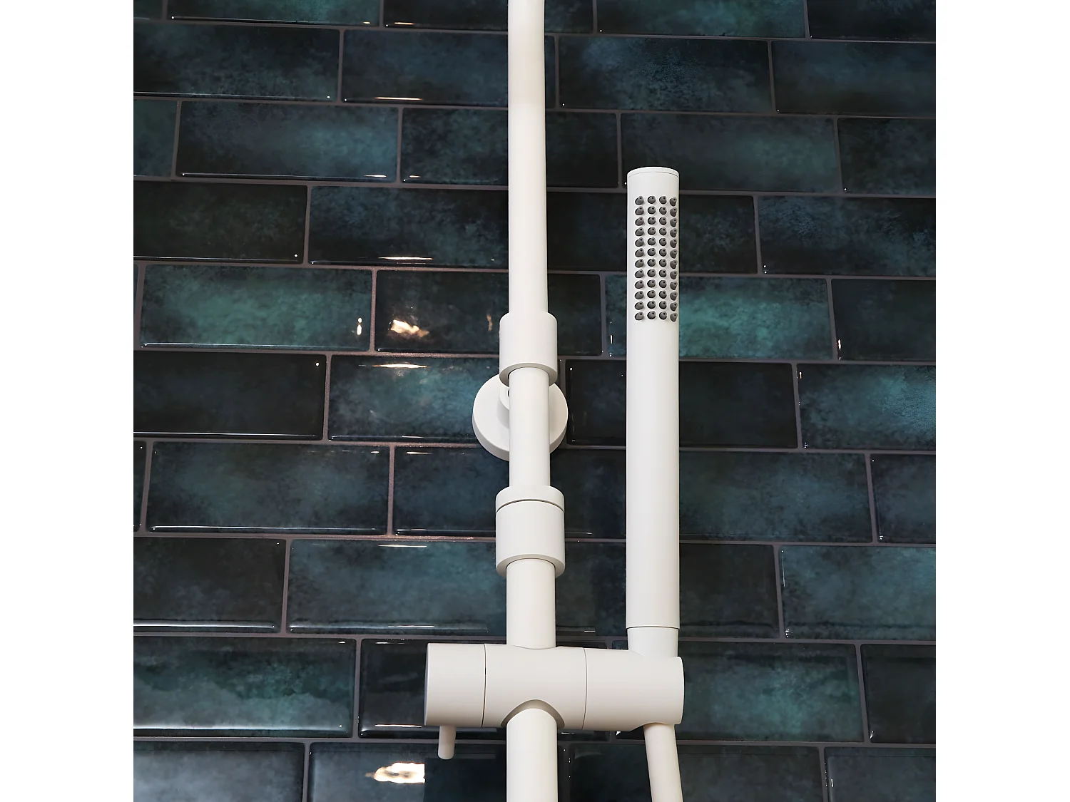 Luisa II Thermostat-Duschsäule weiß Essebagno