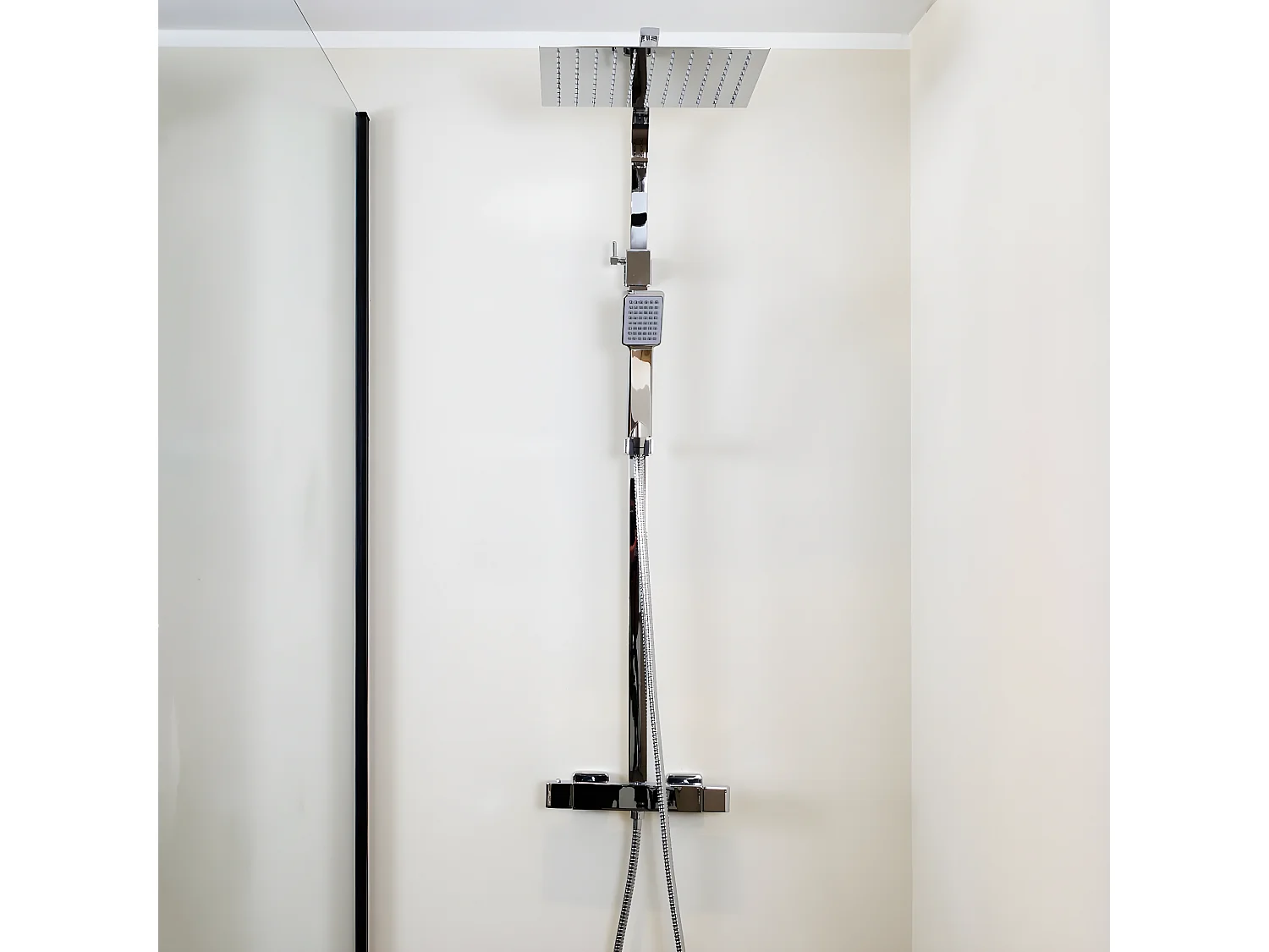 Quartos 300 verchromte Duschsäule mit Thermostat Essebagno