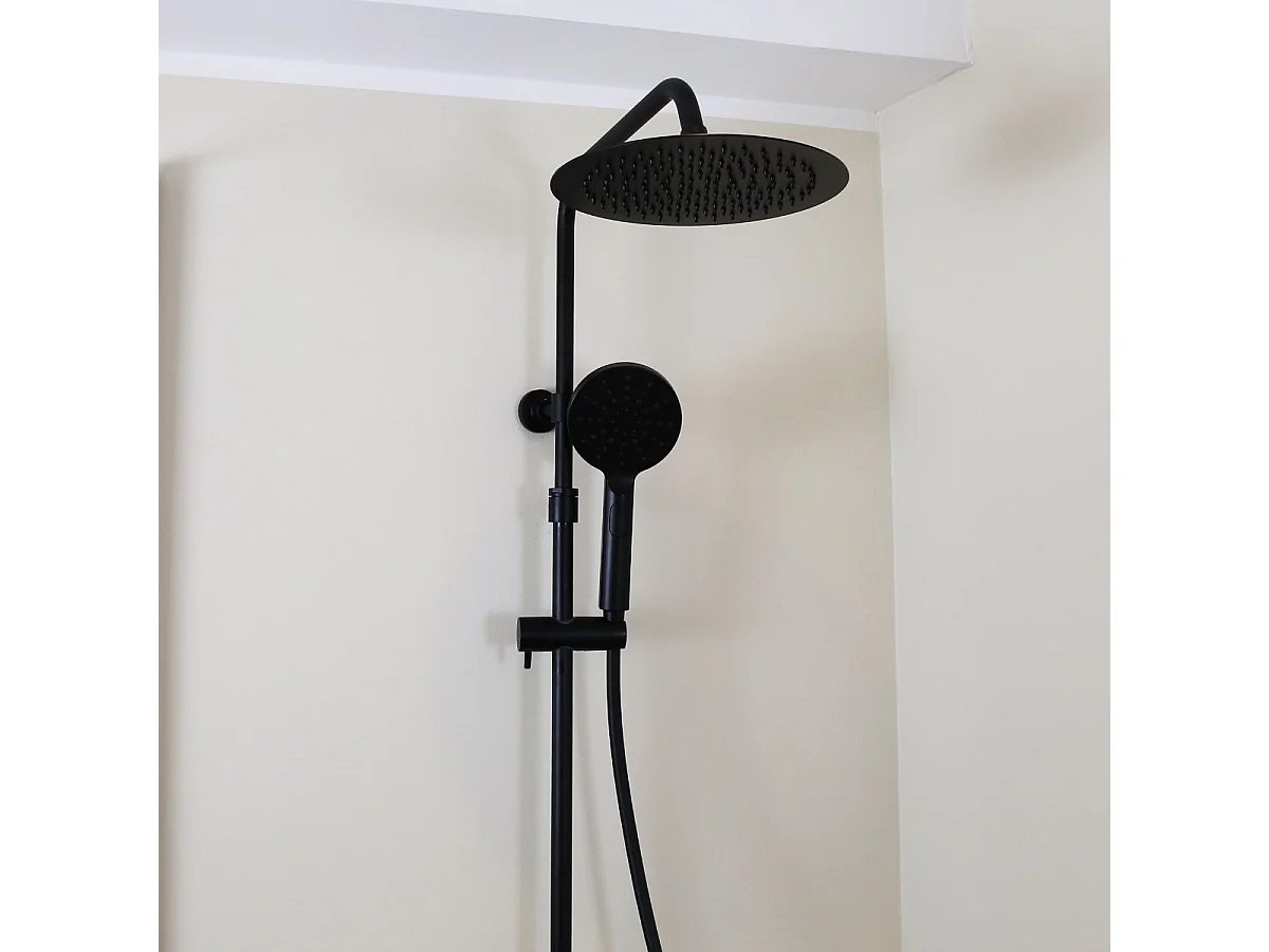 Luisa columna de ducha termostática negra Essebagno