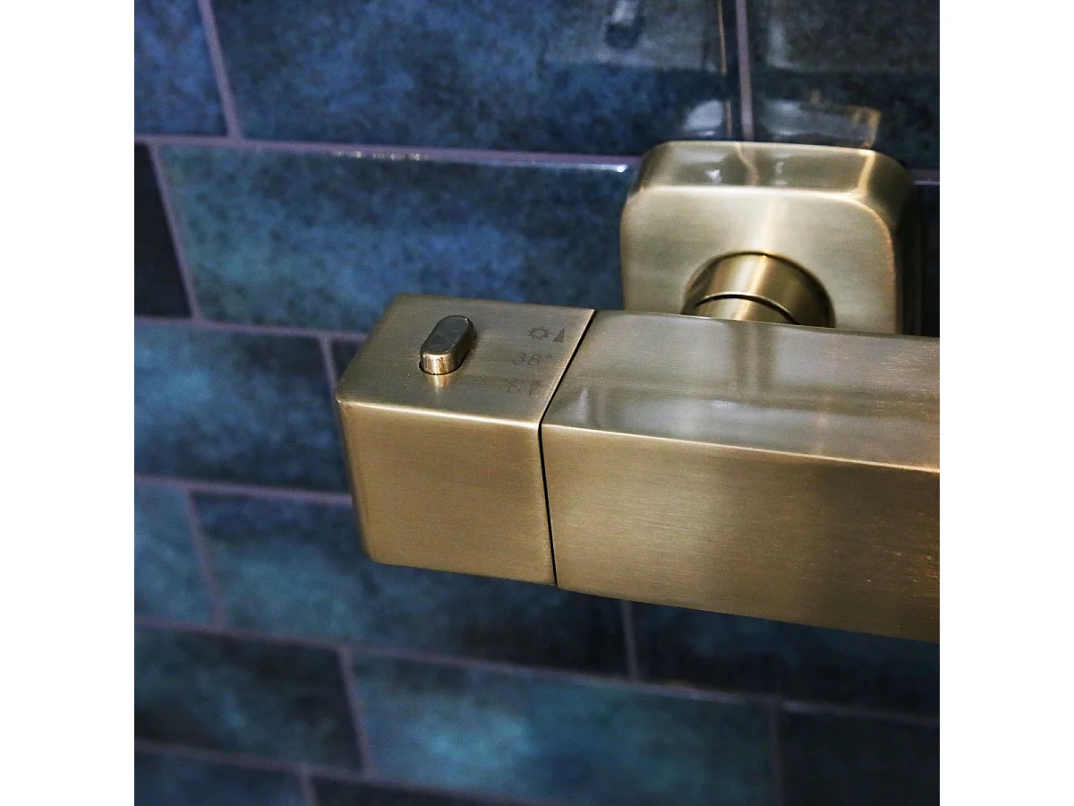 Quartos colonne de douche thermostatique 300 or brossé - Essebagno