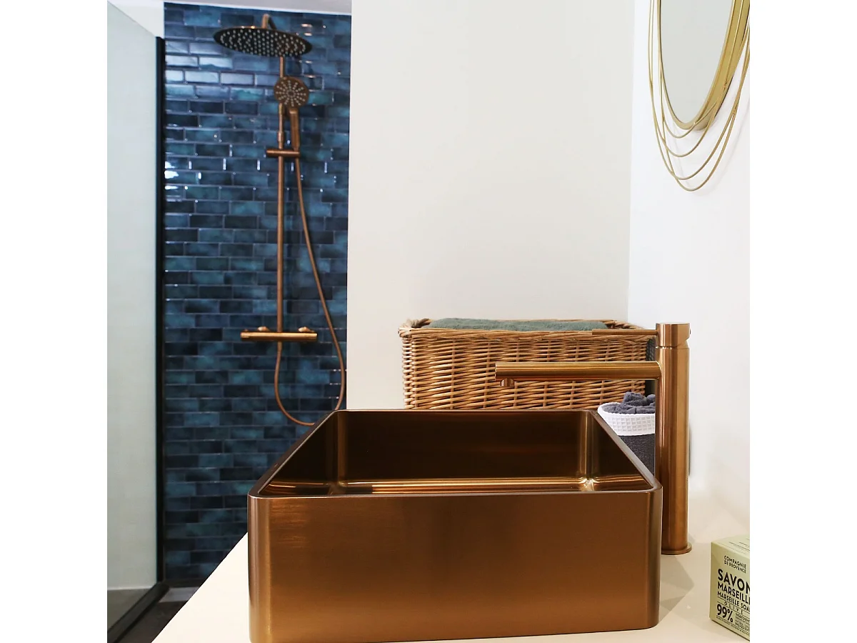 Luisa Duschsäule thermostatische aus gebürstetem Kupfer Essebagno