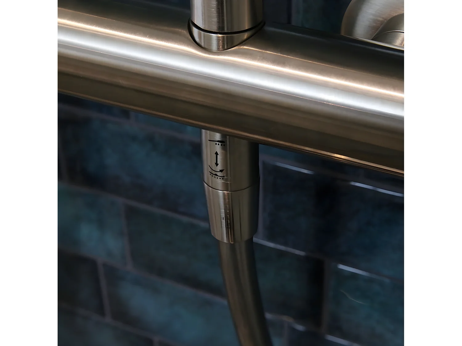 Luisa Columna de ducha mecánica estilo acero inoxidable Essebagno