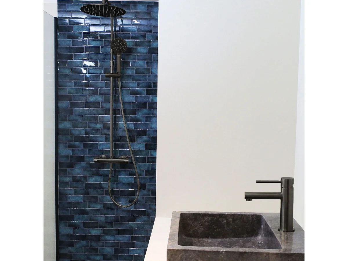 Luisa columna de ducha termostática gris gun metal Essebagno