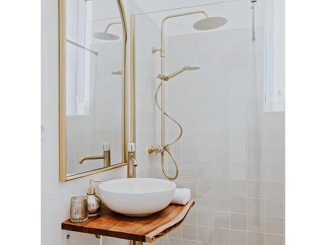 Luisa Duschsäule thermostatische gebürstetes Gold Essebagno