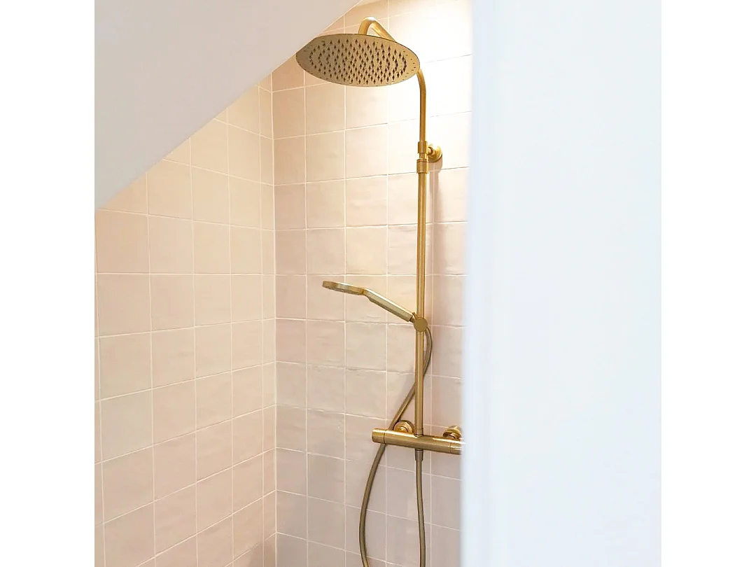 Luisa colonne de douche thermostatique or brossé - Essebagno