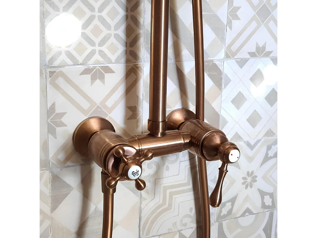 Leeds mechanische Retro-Duschsäule gebürstetem kopfer Essebagno