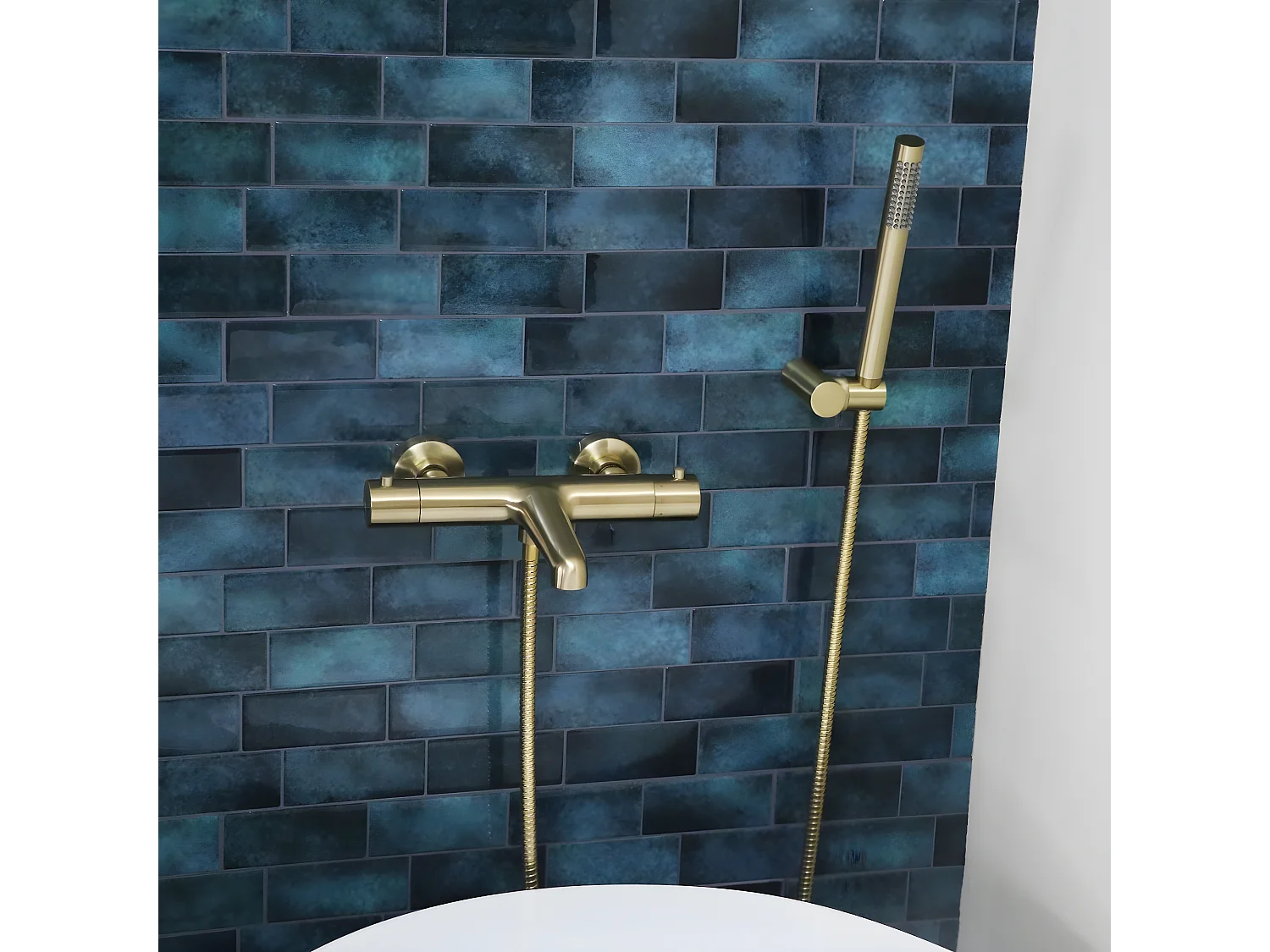 Luisa combiné support de douche or brossé 3 pièces - Essebagno