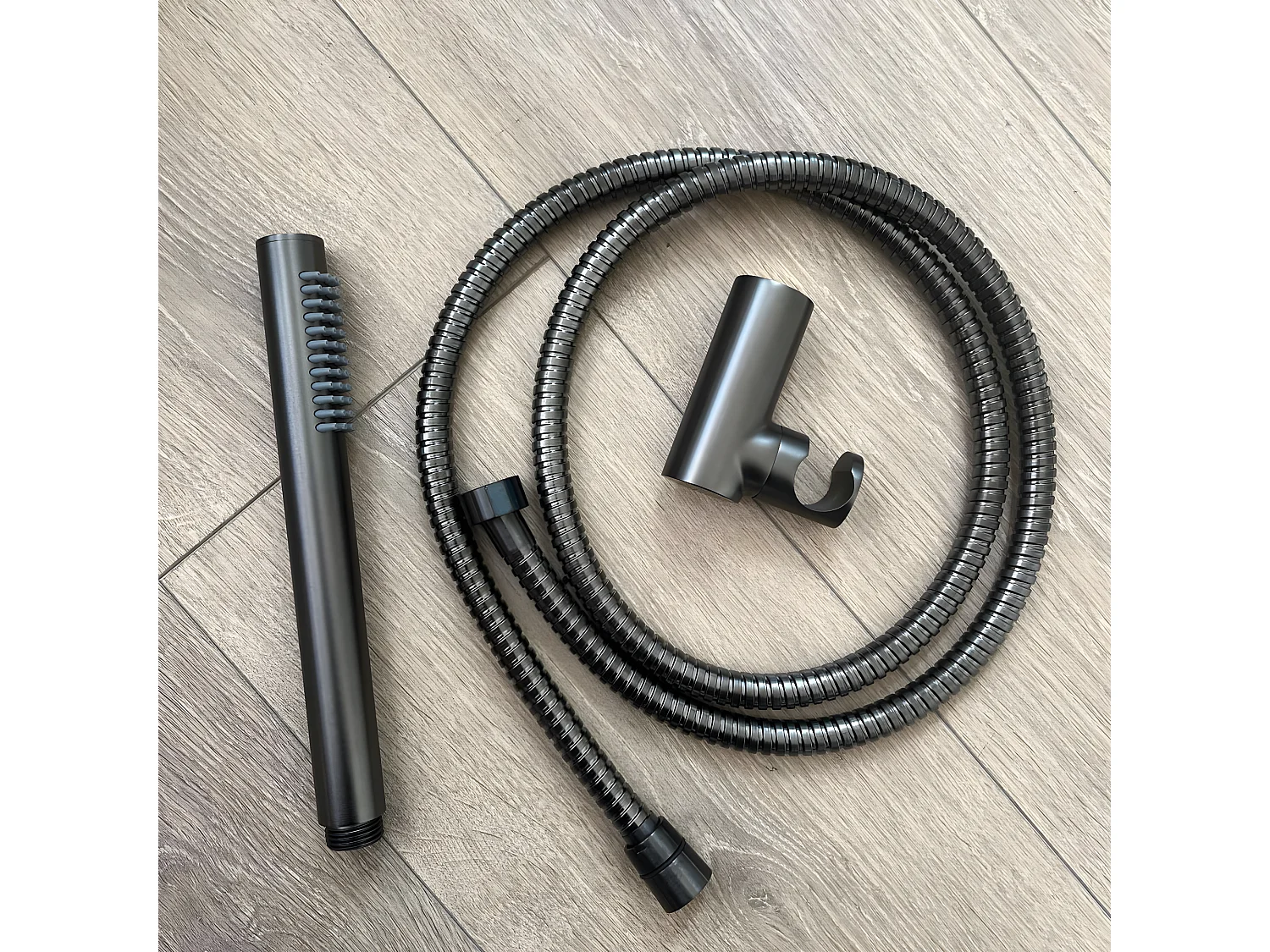 Luisa combiné support de douche 3 pièces gris gun métal - Essebagno