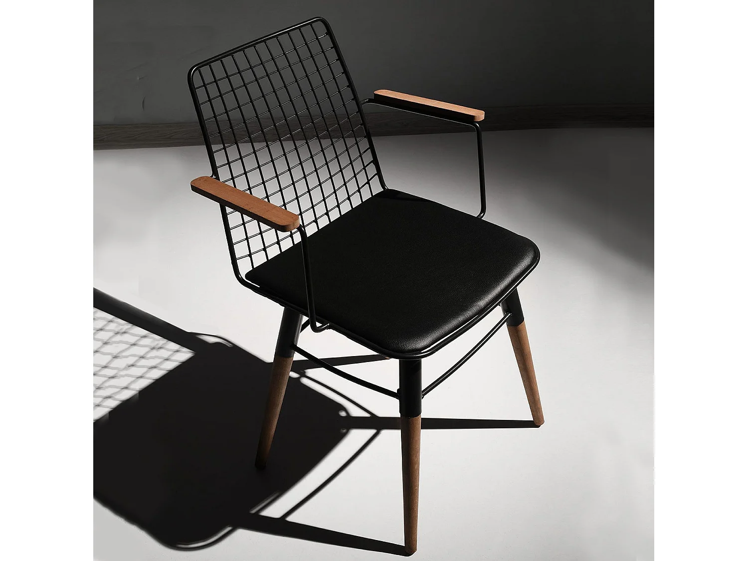 Lot de 2 chaises avec accoudoirs Gallen Métal et Cuir de vachette Noir