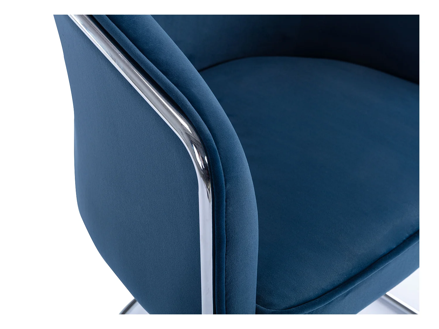 Silla con brazos de terciopelo y metal - Azul y cromado - JOSETHE de Pascal MORABITO