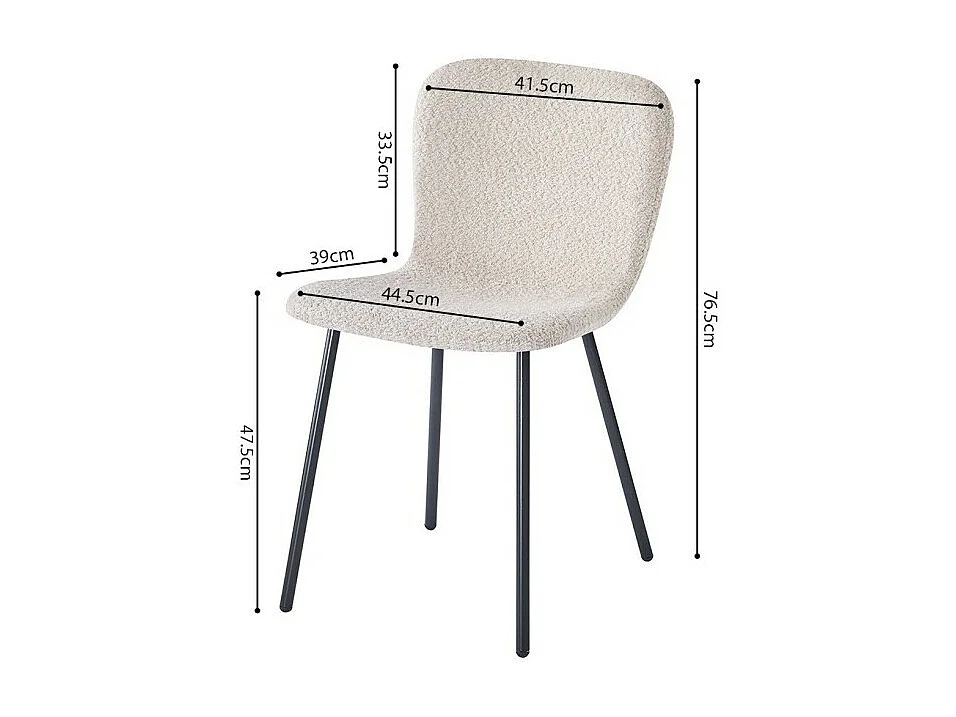 Cadeira com revestimento encaracolado para sala de jantar na cor areia. Coleção ALCAN