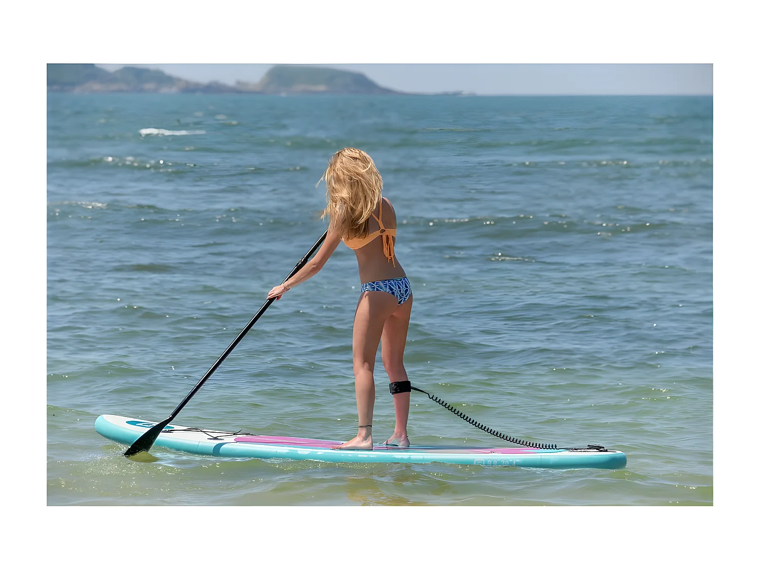 Stand Up Paddle Gonflable INDIANA PINK 9'9'' (297cm) 30'' (76cm) 4'' (10cm) avec Pompe, Pagaie, Leash et Sac de transport