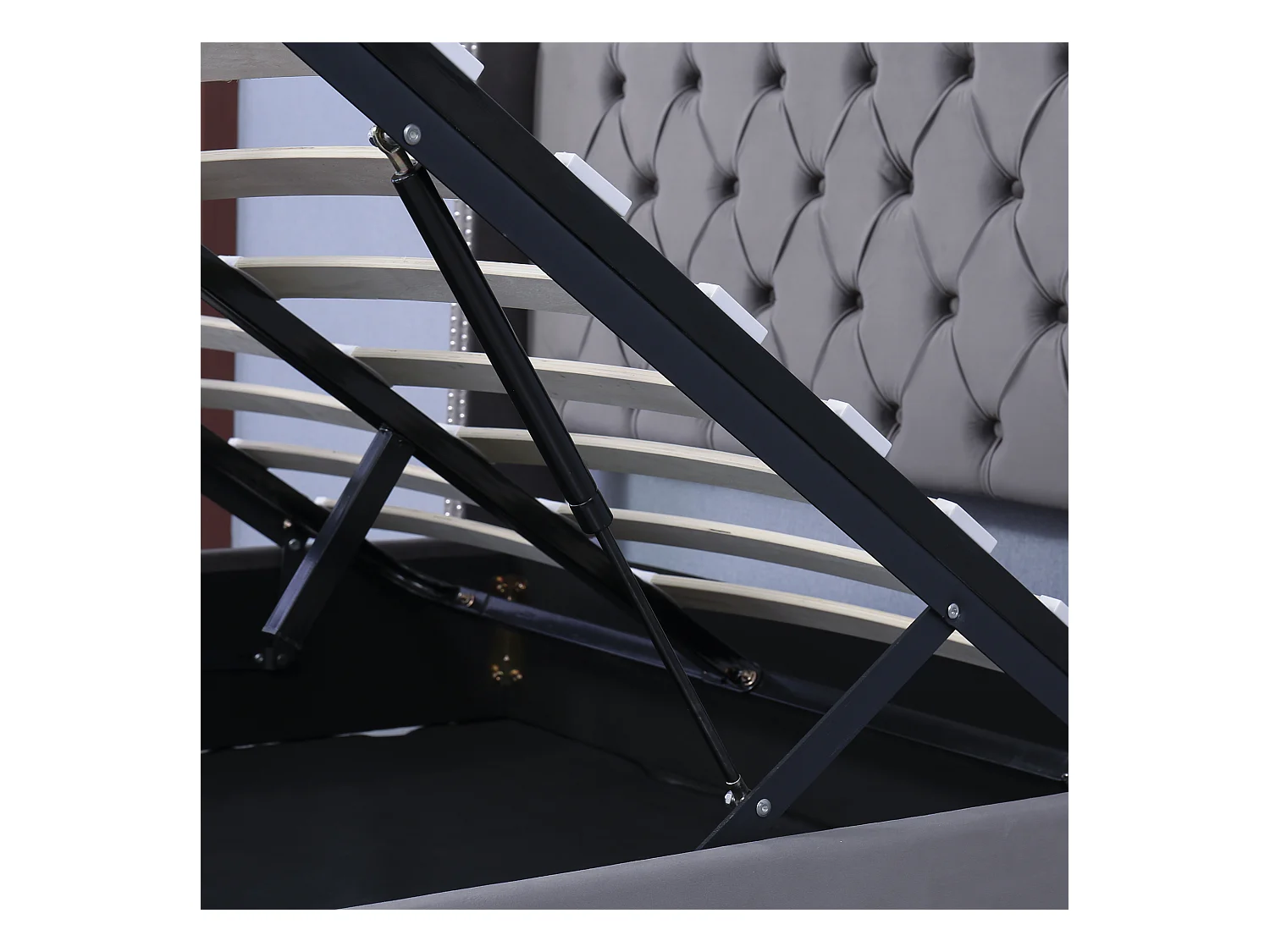 140 x 190 cm großes Samtbett mit Lattenrost – Grau