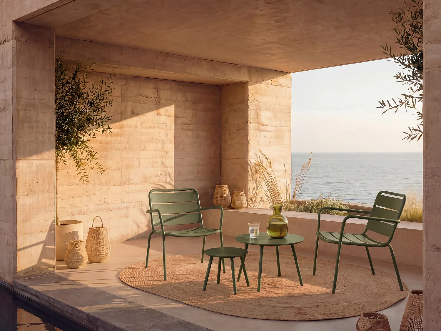 Salon de jardin en métal - 2 fauteuils bas empilables et tables gigognes - Kaki - MIRMANDE de MYLIA