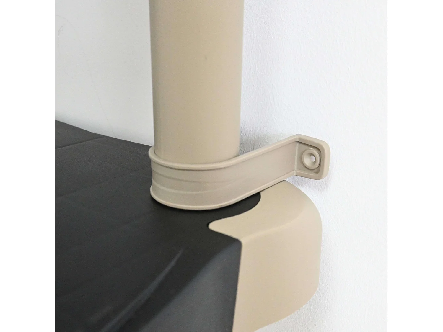 Étagère haute 88 cm 5 plateaux Noir et Taupe