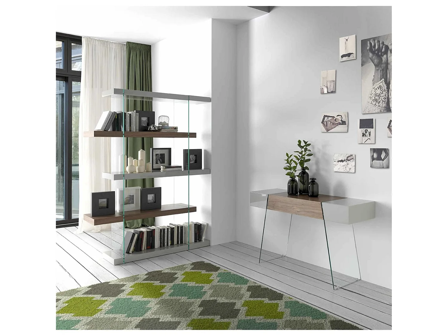 Étagères en verre laqué et étagères superposées