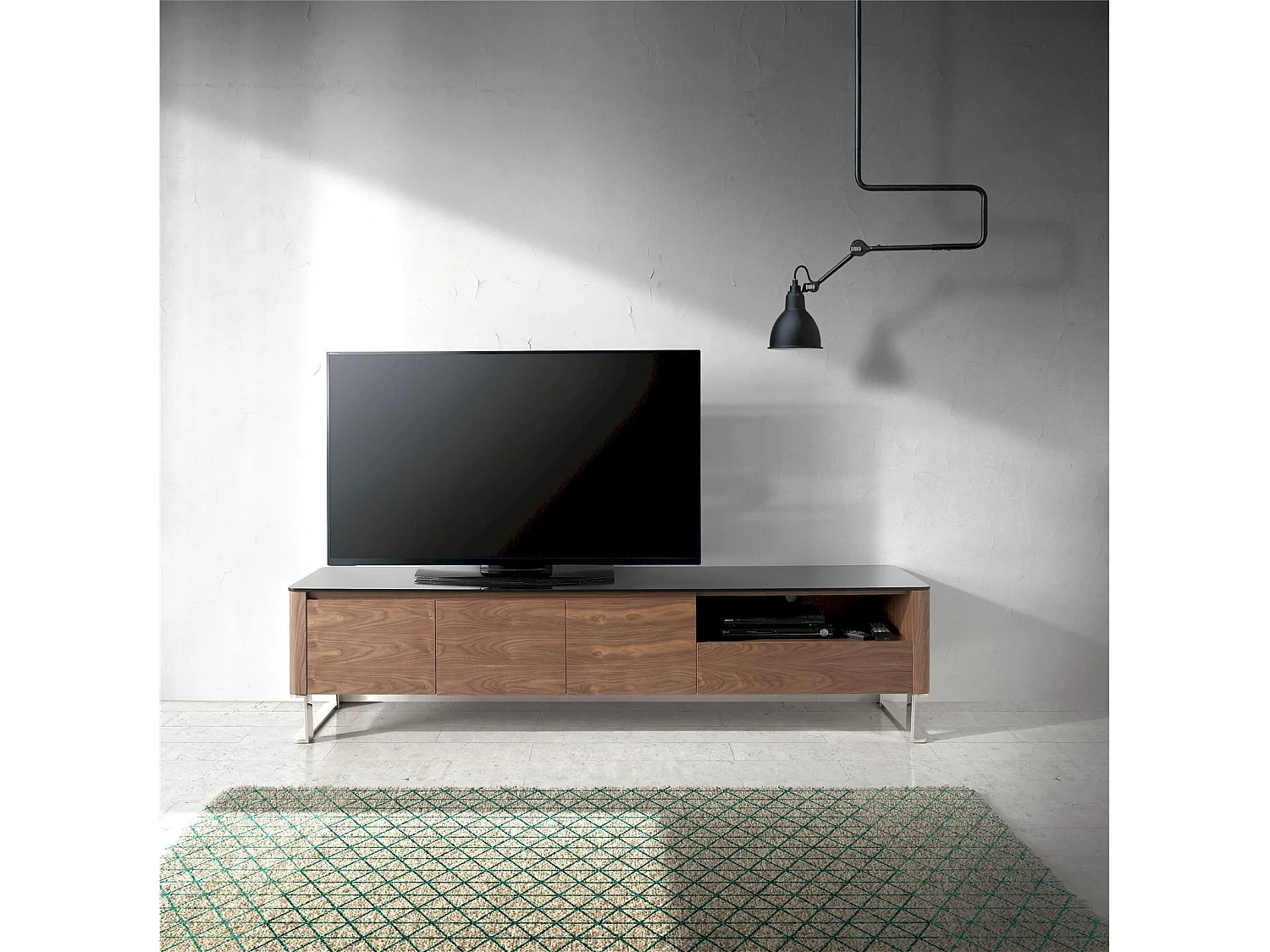 Buffet TV bois dessus en verre trempé noir 1 tiroir et étagères