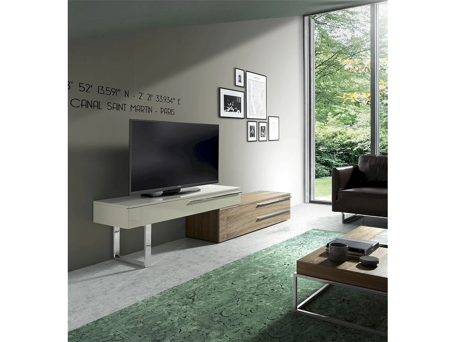 Meuble TV bois laqué poignées et pied acier inoxydable