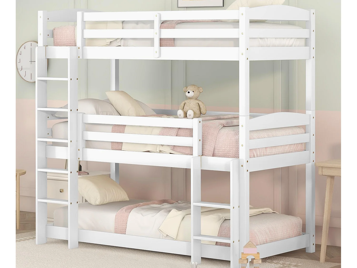 Dreifach-Etagenbett mit Leiter und Schutzbarriere – 90 x 200 cm – Massivholz – Weiß