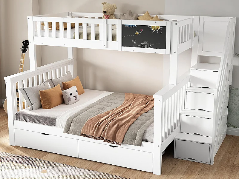 Letto a castello in pino massiccio con cassetti e scala portaoggetti - 90x200 cm + 140x200 cm - Bianco