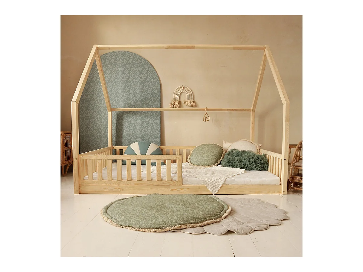 Lit cabane 140x200 barrière et sommier inclus pieds 1 cm Daisy Bois