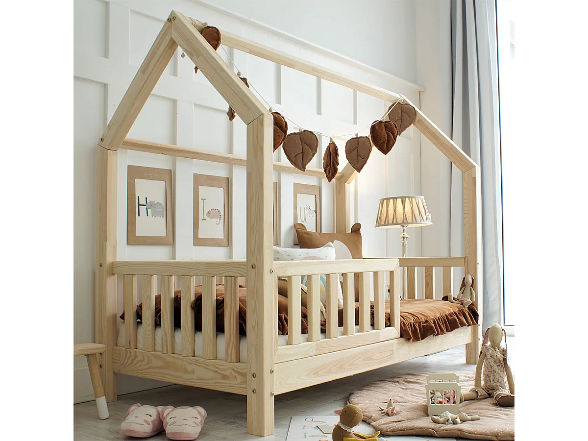 Lit cabane 90x200 barrière et sommier inclus pieds 10 cm Daisy Bois