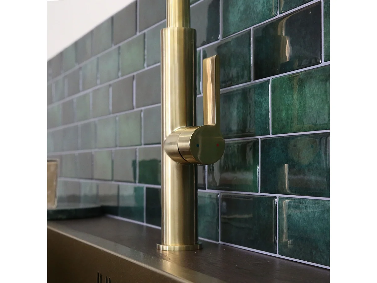 Reflet mitigeur évier or brossé - Essebagno