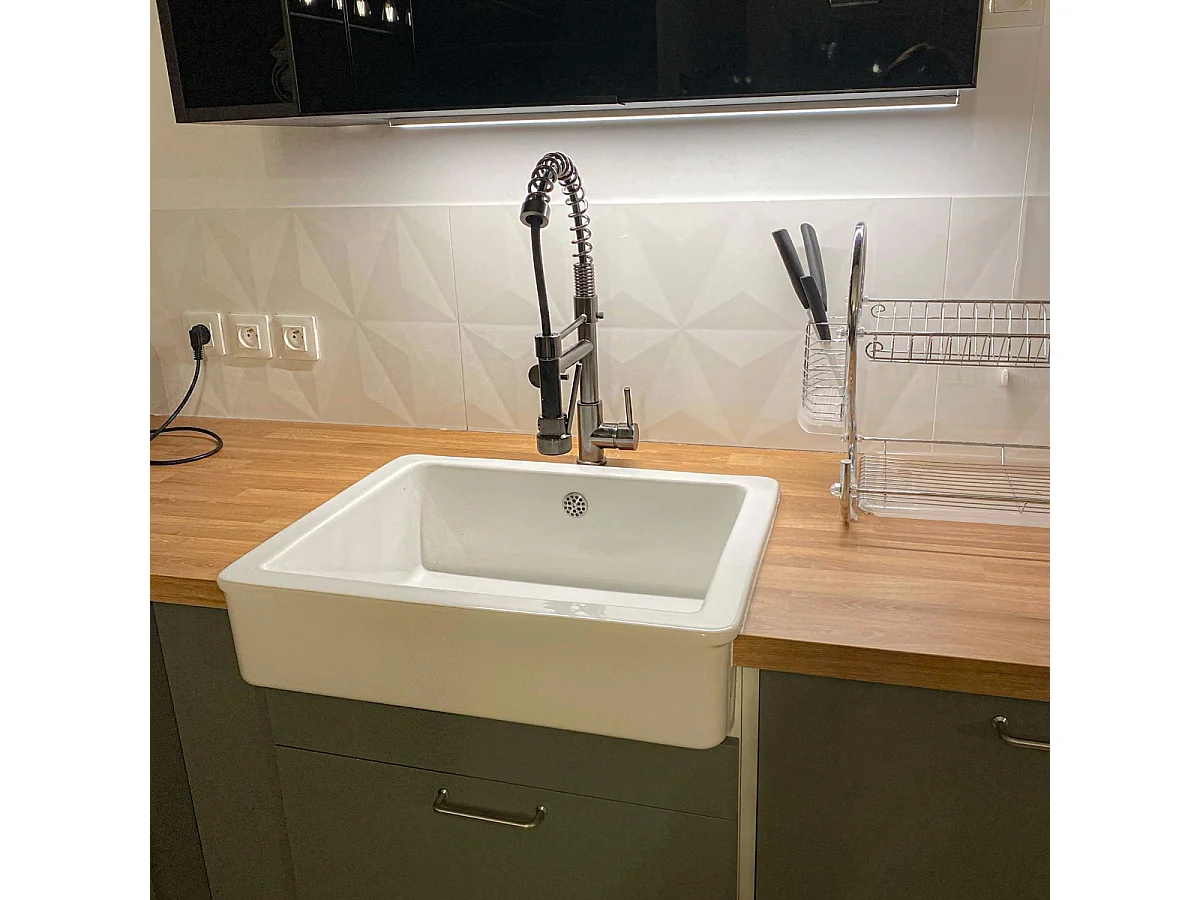 Big Pro Spültischarmatur mit Brause in Gun-Metal Essebagno