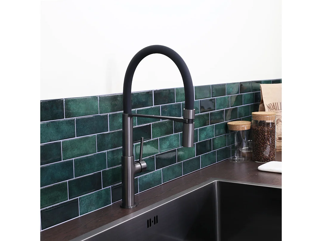 Magneto Miscelatore monocomando per lavabo con doccetta grigio metallizzato Essebagno