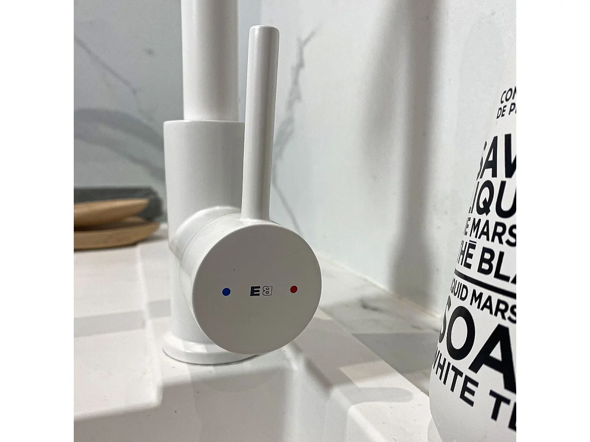 Pure II mitigeur évier blanc - Essebagno