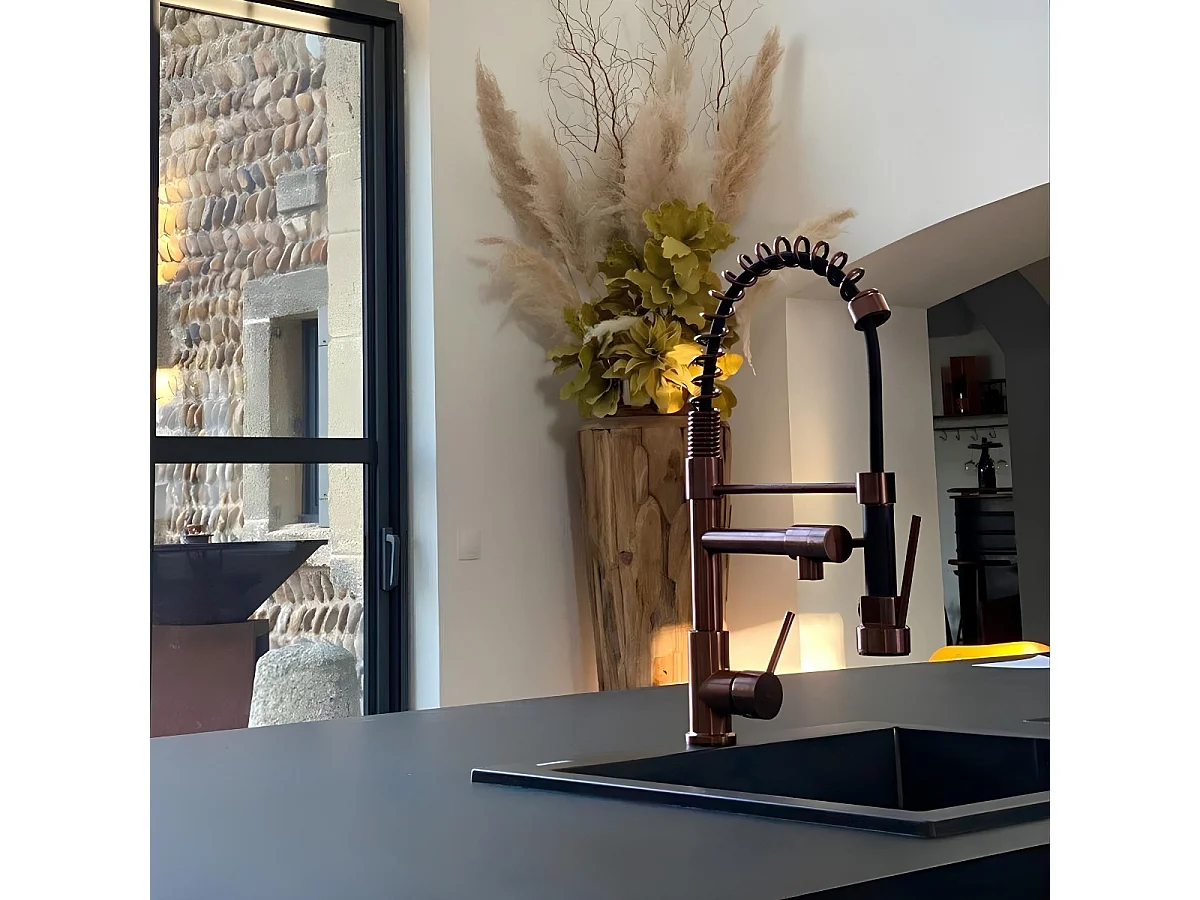 Big Pro Spültischarmatur mit Kupfer-Duscharmatur Essebagno