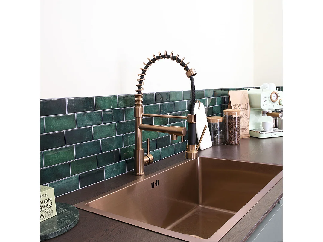 Big Pro Spültischmischer mit beweglicher Handbrause Kupfer gebürstet Essebagno