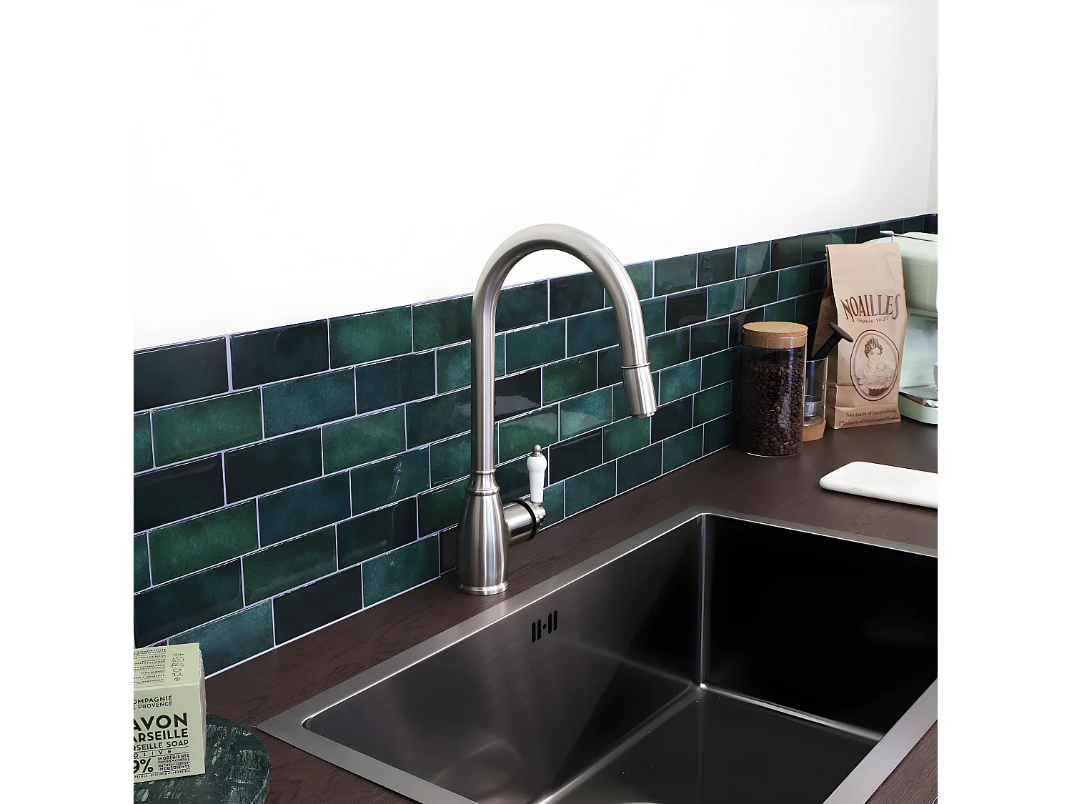 Grifo de cocina Ascott con ducha de mano en acero cepillado Essebagno