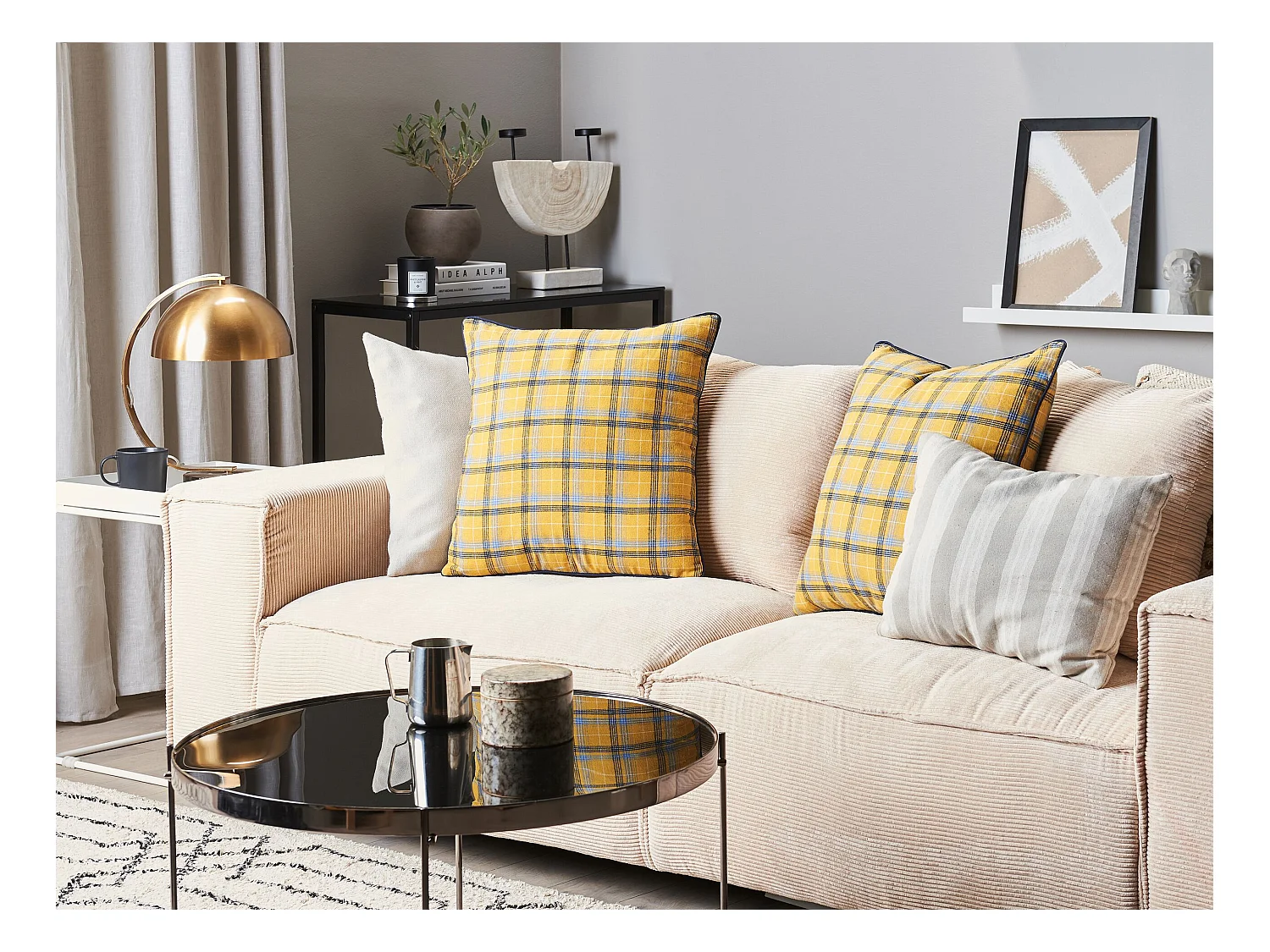 Lot de 2 coussins décoratifs DICENTRA 45 x 45 cm Jaune À carreaux
