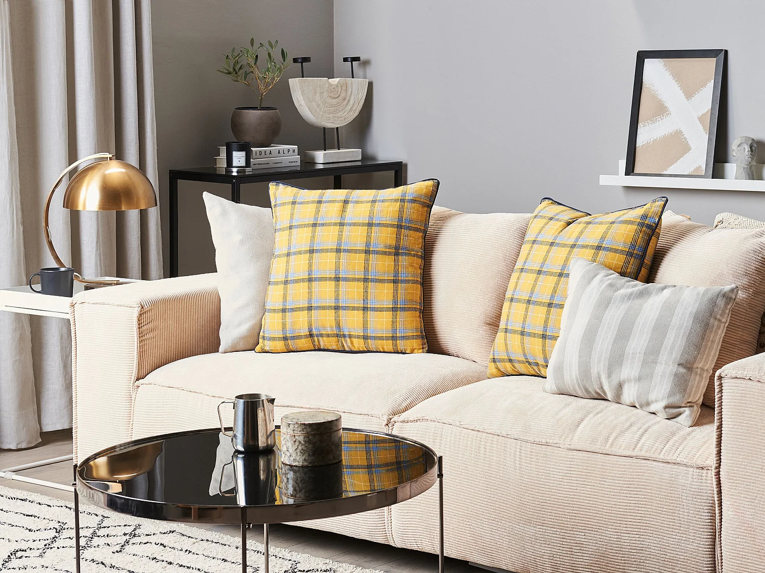 Lot de 2 coussins décoratifs DICENTRA 45 x 45 cm Jaune À carreaux