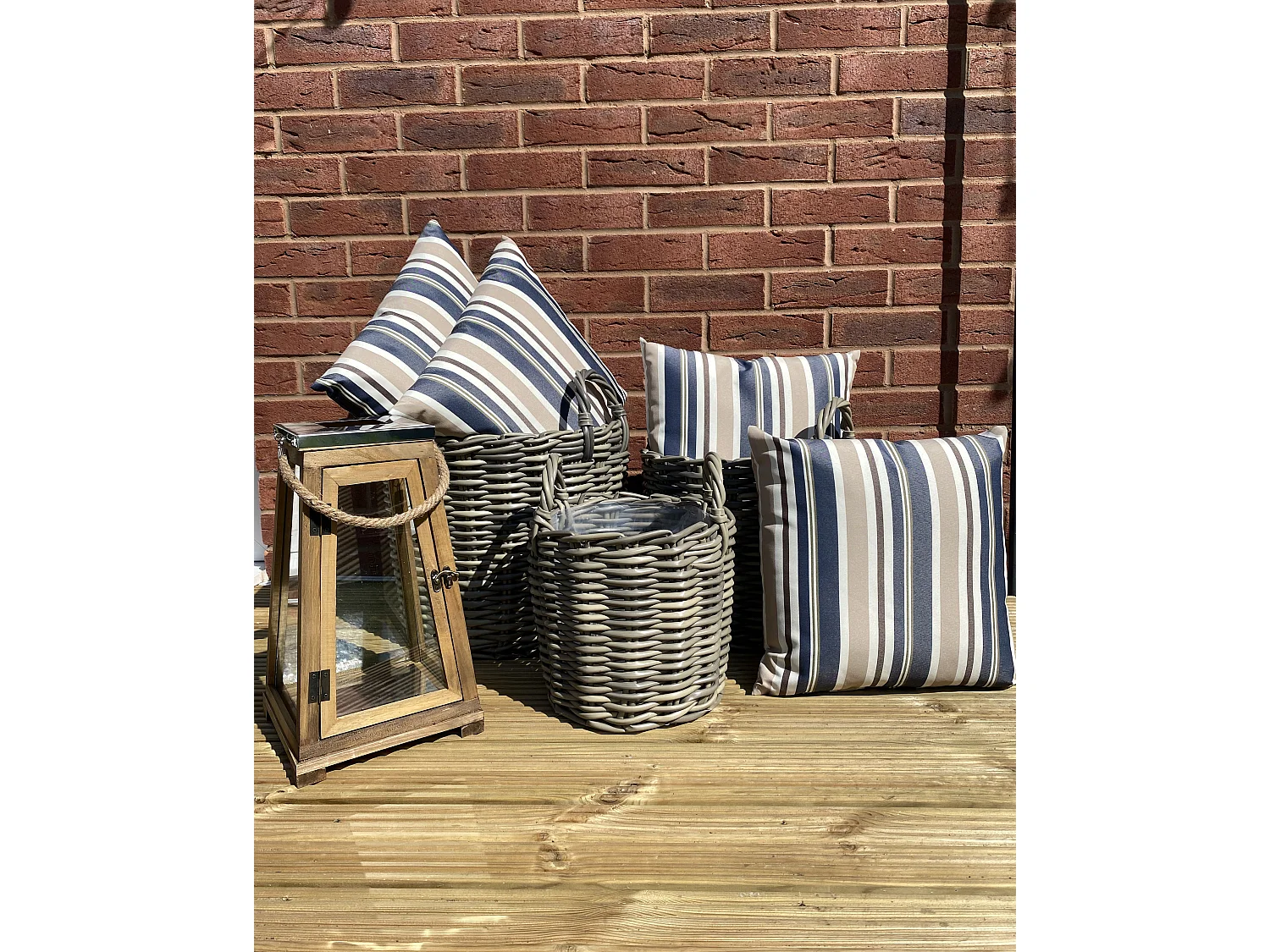Lot de 2 coussins d'extérieur KASTOS À rayure 40 x 40 cm Taupe