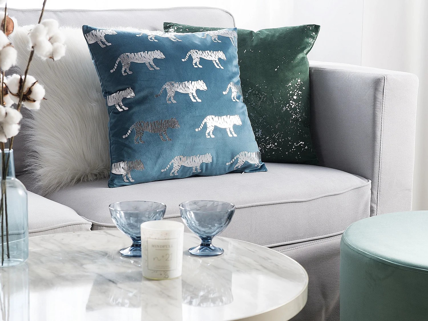 Lot de 2 coussins décoratifs BLUEBELL Velours 45 x 45 cm Bleu Motif animal