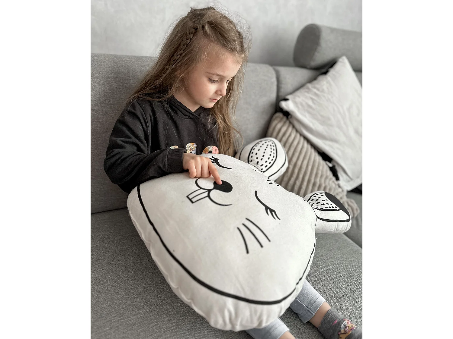 Coussin décoratif lapin blanc 53 x 43 cm KANPUR