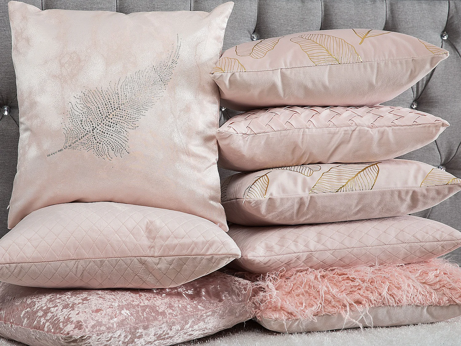 Lot de 2 coussins décoratifs PASQUE Velours 45 x 45 cm Rose Unicolore