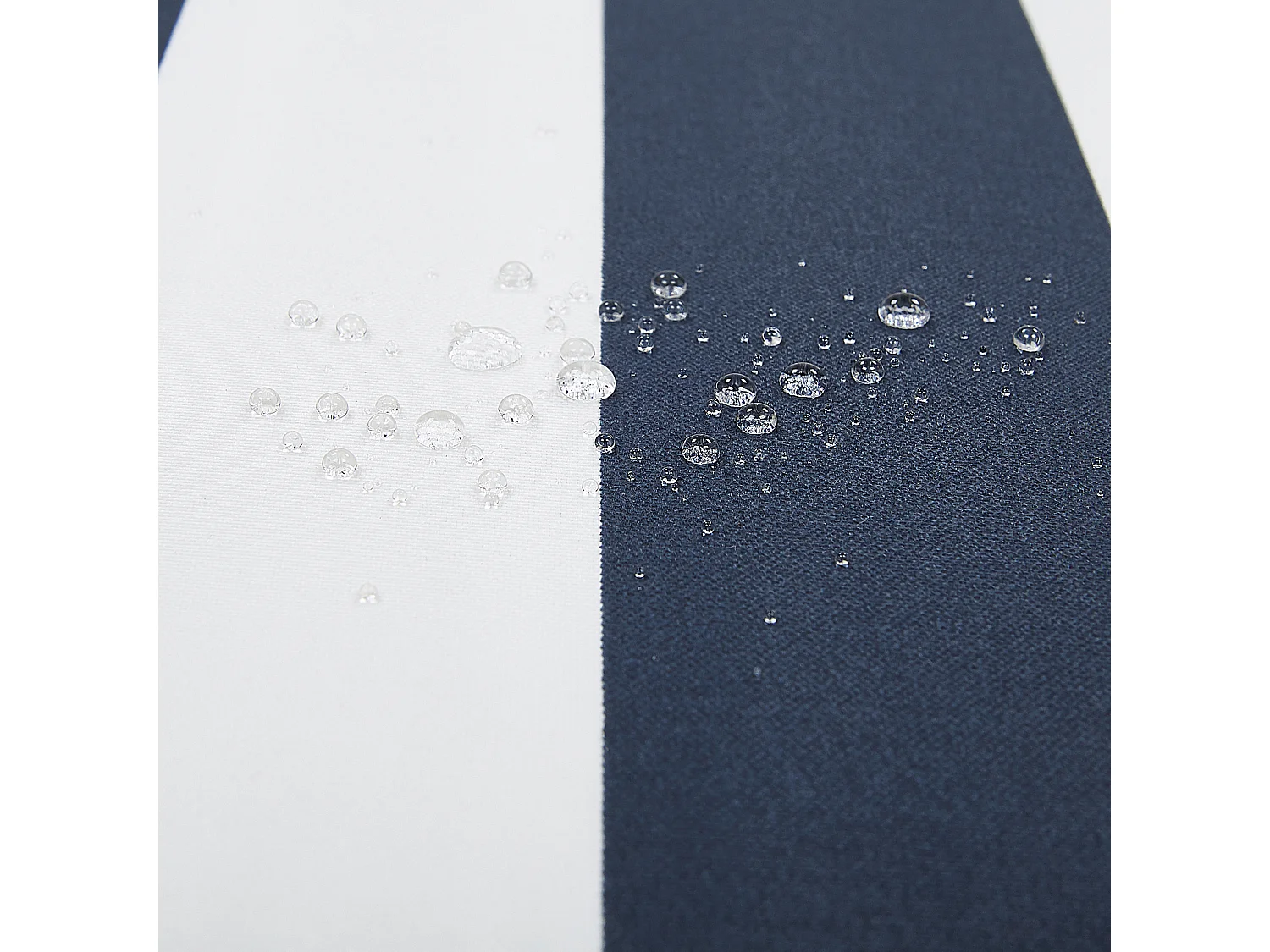 Lot de 8 coussins pour chaises de jardin SASSARI 46 x 46 cm Bleu marine