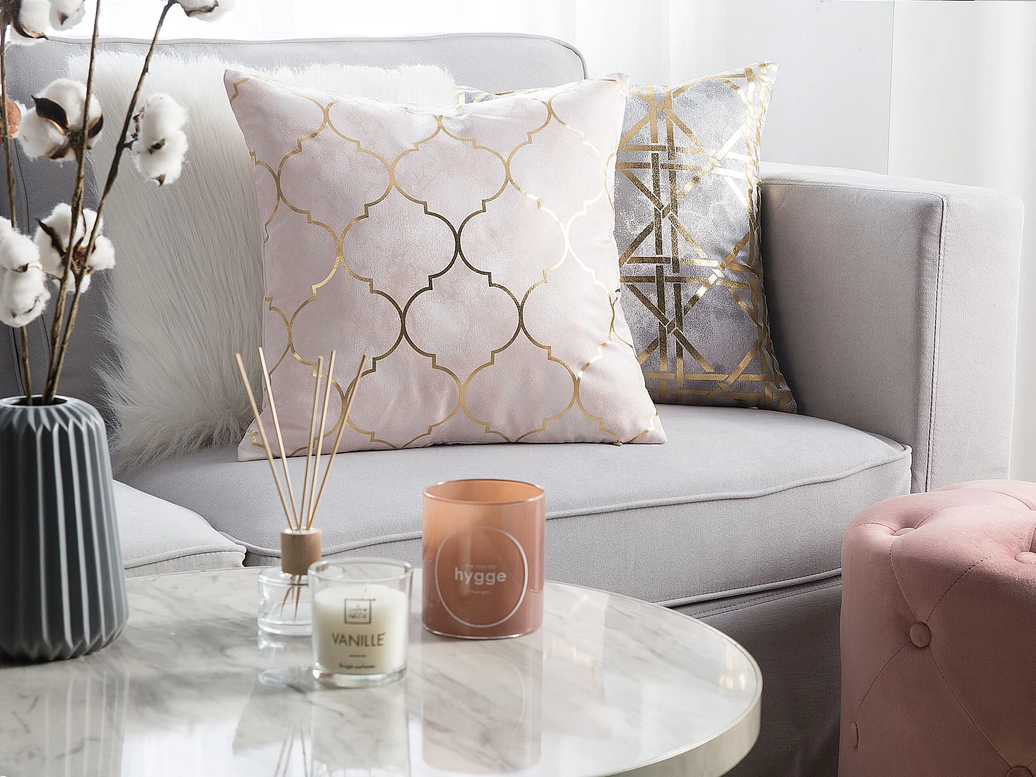 Lot de 2 coussins décoratifs ALYSSUM 45 x 45 cm Rose Motif de treillis