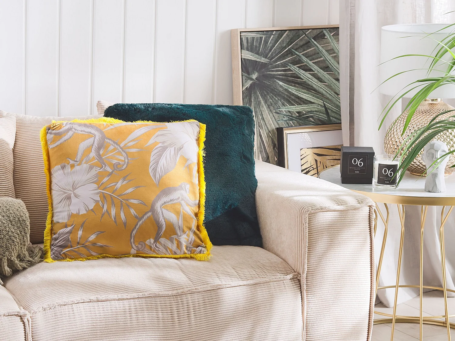 Lot de 2 coussins décoratifs MANJU Velours 45 x 45 cm Jaune Motif animal