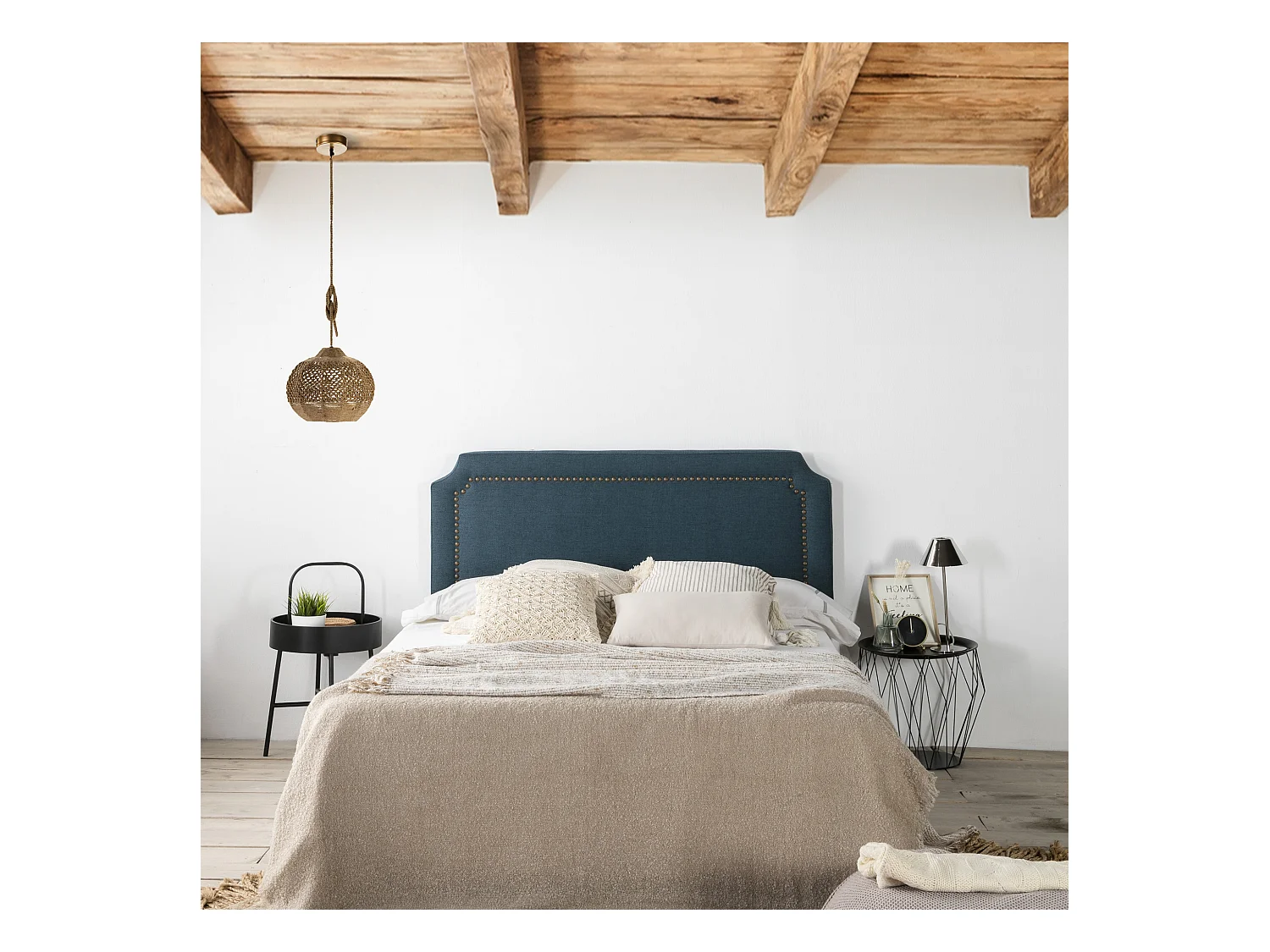 Cabecero tapizado Leonor 140 x 60 cm Azul, Tachuelas en Color Marrón, Grosor Total 8 cm