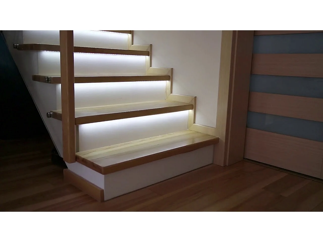 Bande LED KIKORI 500 cm Avec télécommande Blanc