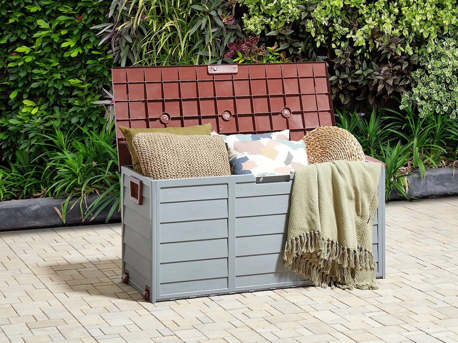 Auflagenbox aus Kunststoff grau / braun Gartentruhe Outdoor Kissenbox Locarno